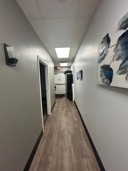 More Photos Of 2271-2283 Grand Island Blvd, Grand Island Storefront Retail Office For Lease