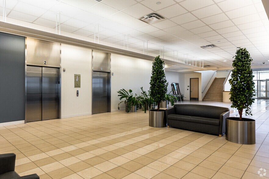 More Photos Of 4616 S US Highway 75, Denison Medical For Lease