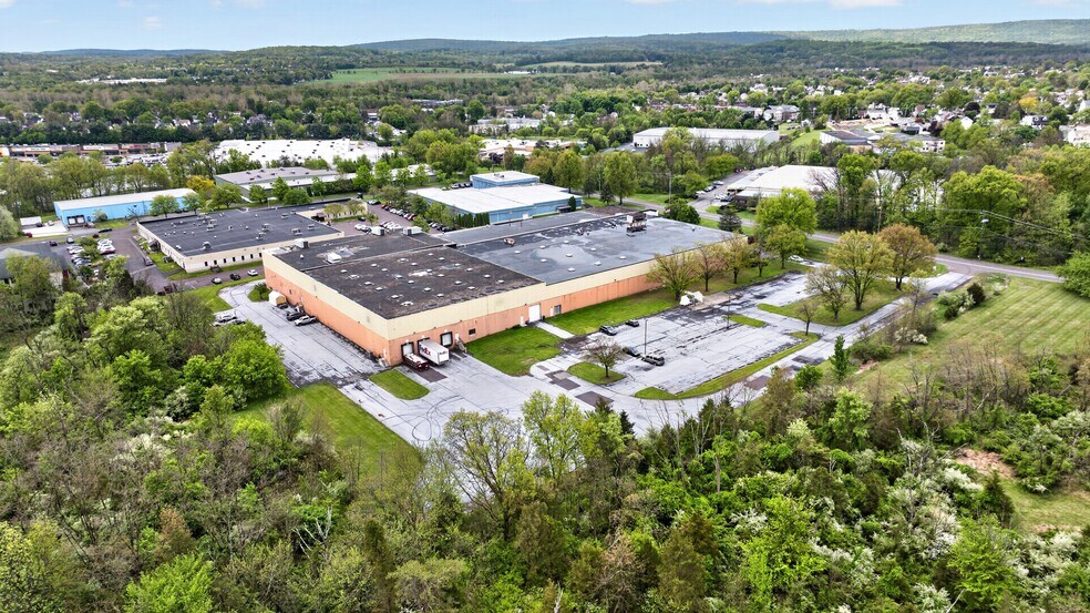 Primary Photo Of 274 Shoemaker Rd, Pottstown Manufacturing For Lease