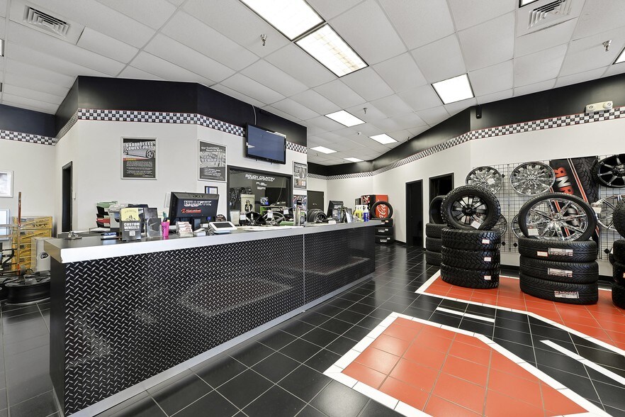 More Photos Of 3436-3544 Main St, Moss Point Unknown For Lease