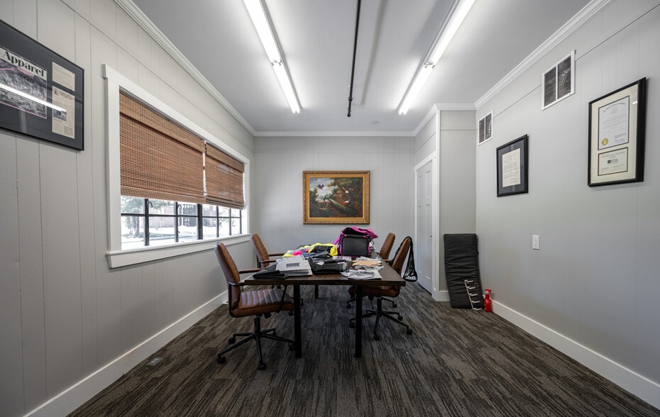 More Photos Of 410 E Main St, Haw River Light Distribution For Lease