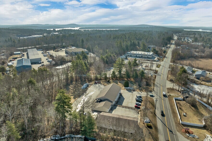 More Photos Of 45 Londonderry Tpke, Hooksett Office For Lease