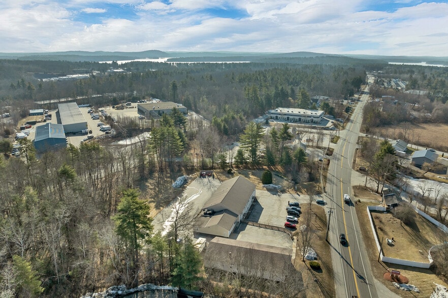 More Photos Of 45 Londonderry Tpke, Hooksett Office For Lease