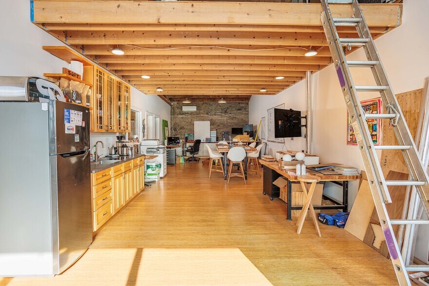 More Photos Of 1804 NE Martin Luther King Jr Blvd, Portland Storefront For Lease