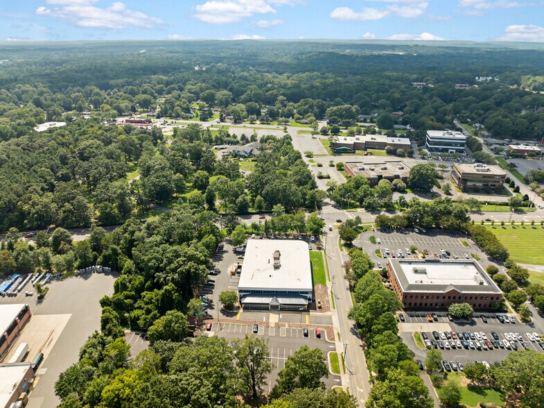 More Photos Of 4020 N Roxboro St, Durham Medical For Sale