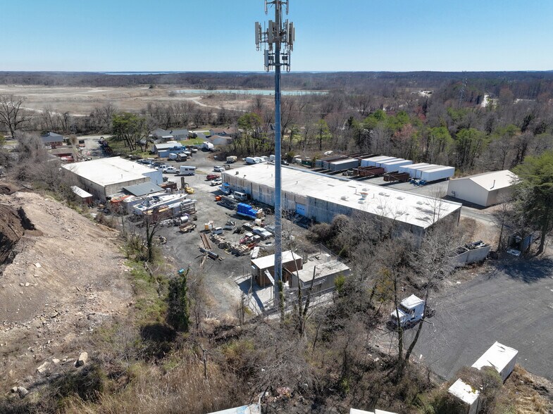 More Photos Of 500 Earls Rd, Middle River Warehouse For Sale