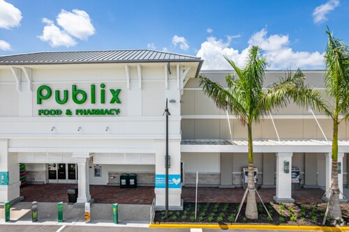 Primary Photo Of 15050 Sandpiper Ln, Naples General Retail For Lease