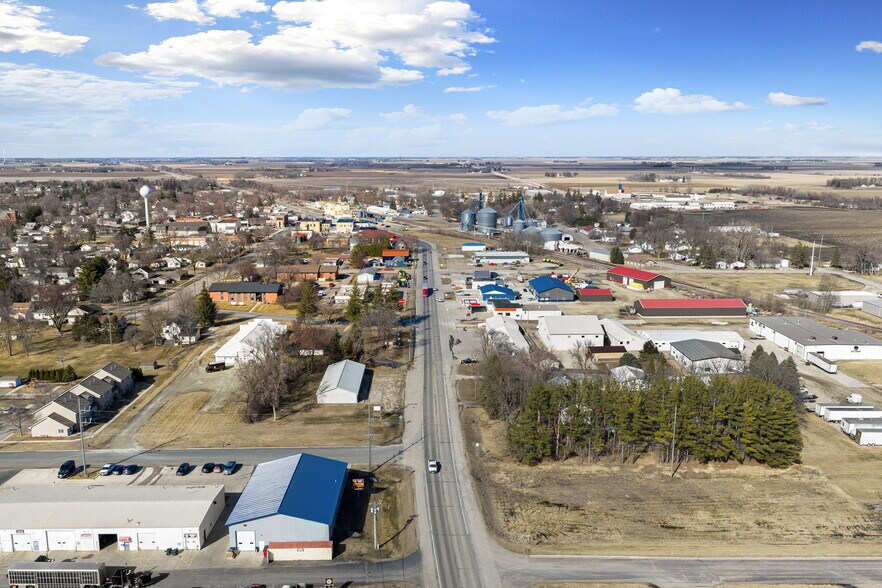 More Photos Of 438 Highway Ave S, Blooming Prairie Office For Sale