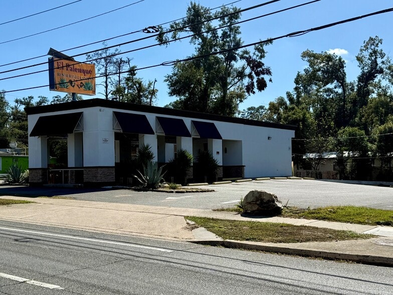 More Photos Of 1915 W Pensacola St, Tallahassee Restaurant For Lease