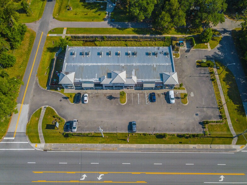 More Photos Of 3353 Dunn Ave, Jacksonville Storefront For Lease