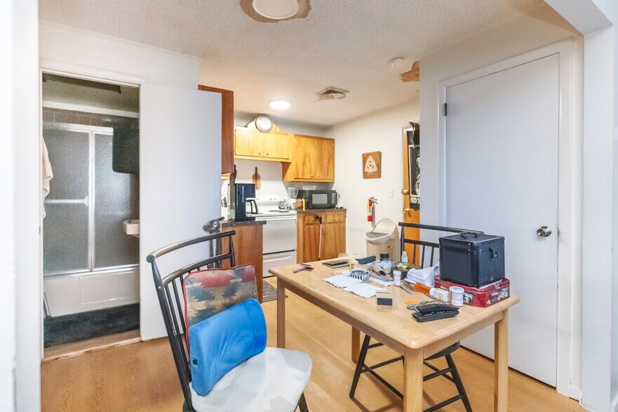 More Photos Of 180 Broadway, Port Ewen Storefront Retail Office For Sale