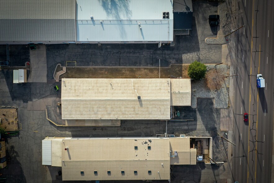 More Photos Of 12430 W Cedar Dr, Lakewood Warehouse For Lease