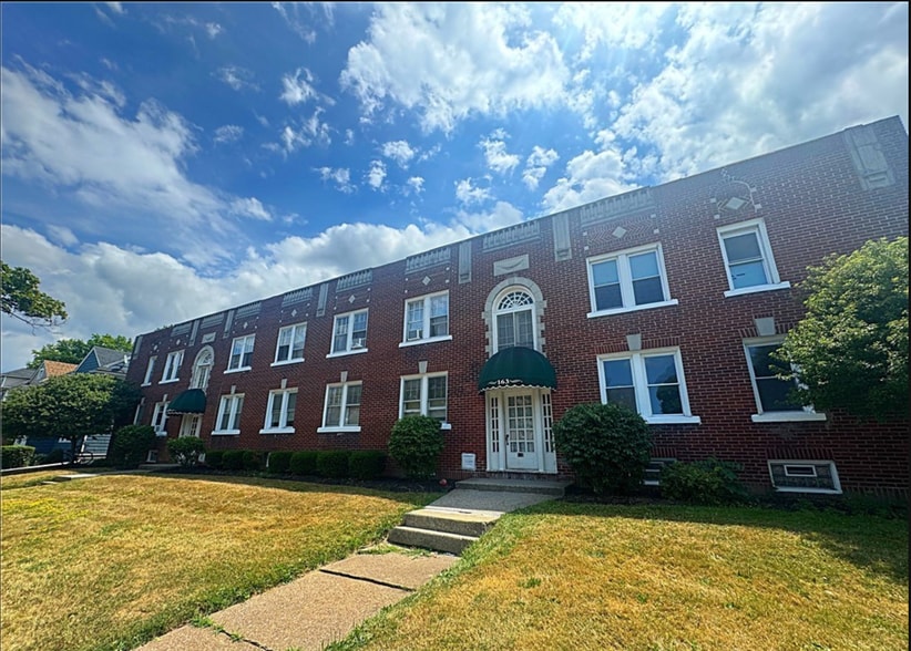 Primary Photo Of 7 Winchester Pl, Buffalo Apartments For Sale