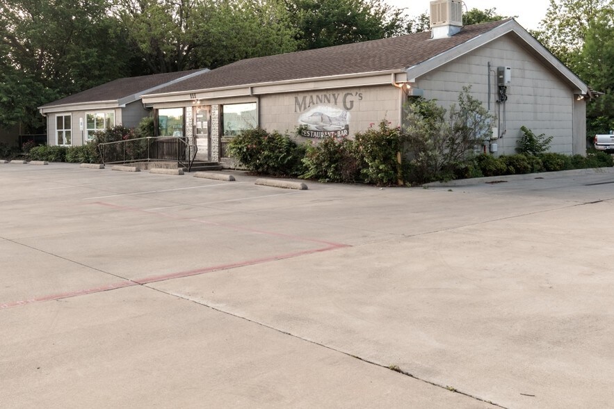 More Photos Of 444 Keller Pky, Keller Restaurant For Sale