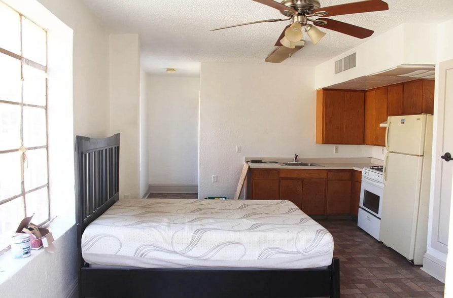 More Photos Of 515 W Missouri Ave, El Paso Multifamily For Sale