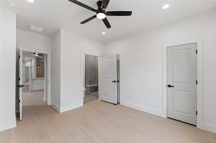 More Photos Of 4314 Stassen St, Houston Multifamily For Sale