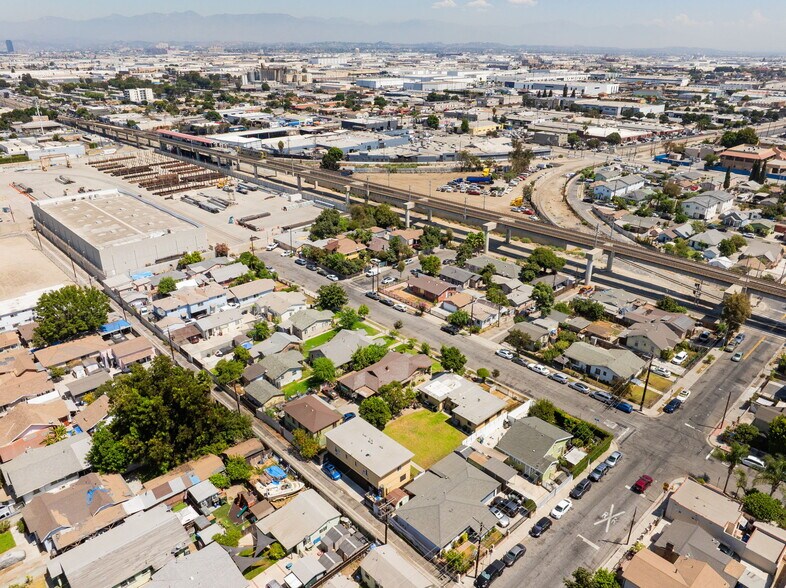 More Photos Of 5917 Converse Ave, Los Angeles Multifamily For Sale