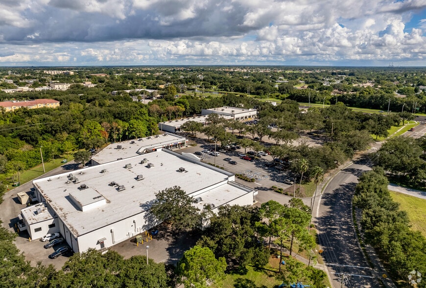 More Photos Of 789 Cortaro Dr, Sun City Center Unknown For Lease