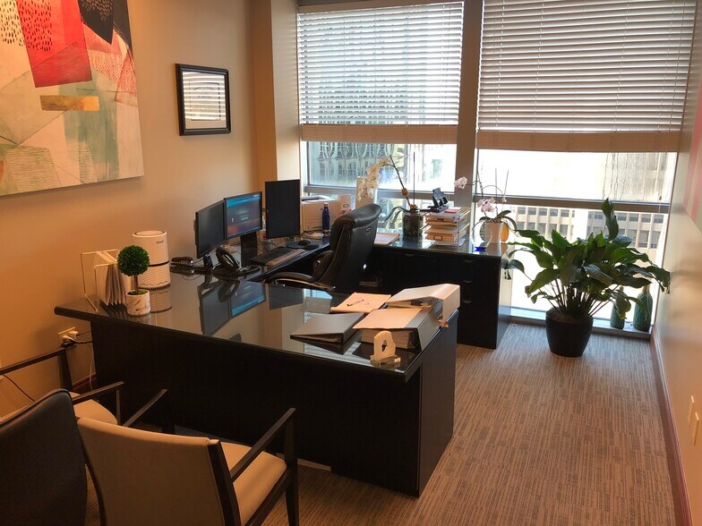 More Photos Of 121-189 S Orange Ave, Orlando Office Residential For Sale