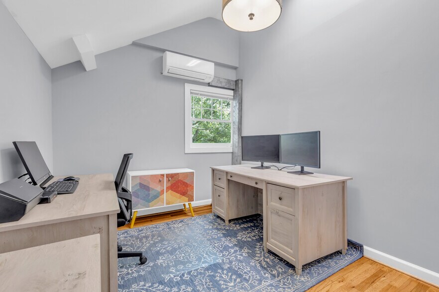 More Photos Of 100 Whitsett St, Greenville Office For Lease