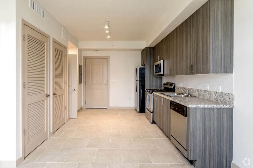 More Photos Of 3160 NW 77th St, Miami Apartments For Lease