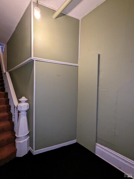 More Photos Of 1547 4th St, San Rafael Storefront Retail Residential For Sale
