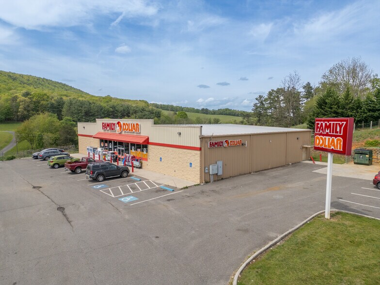 More Photos Of 555 Fort Chiswell Rd, Fort Chiswell Freestanding For Sale