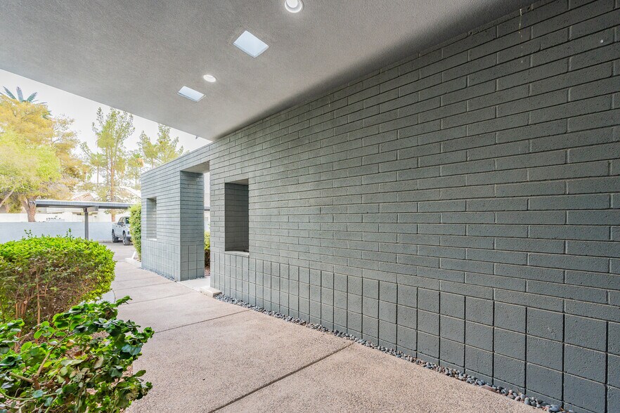 More Photos Of 1702 E McNair Dr, Tempe Office Residential For Lease