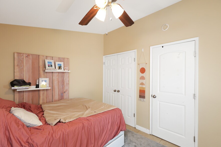 More Photos Of 1139 W Sycamore Ave, Orange Multifamily For Sale