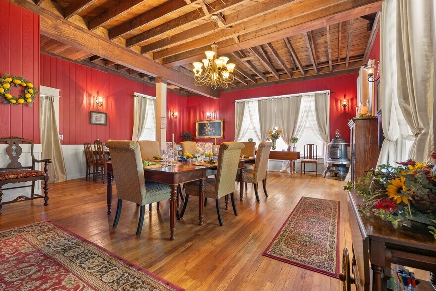 More Photos Of 207 W 2nd Ave, Easley Hospitality For Sale