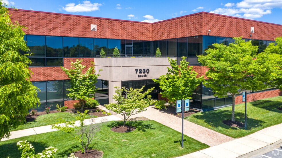 More Photos Of 7226 Lee Deforest Dr, Columbia Medical For Lease