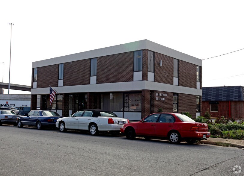 More Photos Of 6869 Springfield Blvd, Springfield Office For Lease