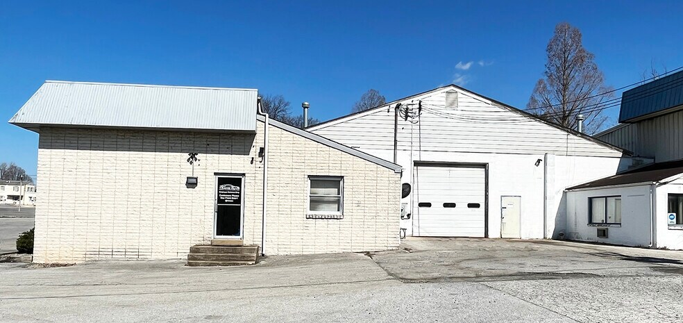 More Photos Of 421 W 7th St, New Castle Warehouse For Sale
