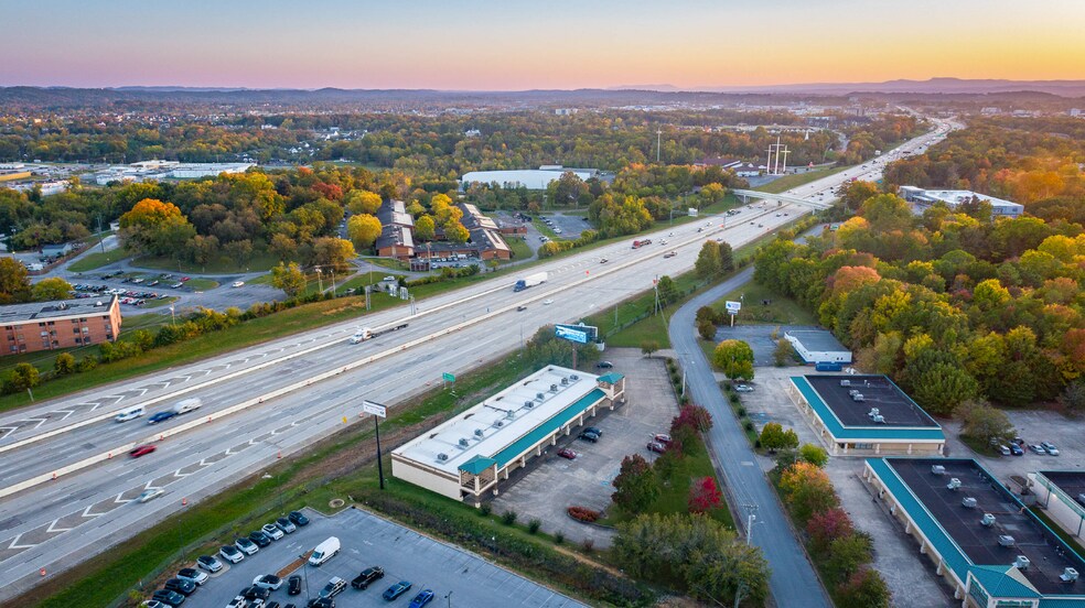 More Photos Of 7610 Hamilton Park Dr, Chattanooga Office For Sale