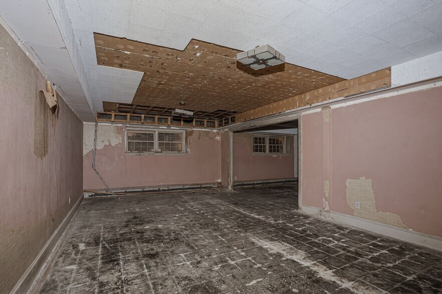 More Photos Of 76 Providence St, Woonsocket Mixed Retail For Sale