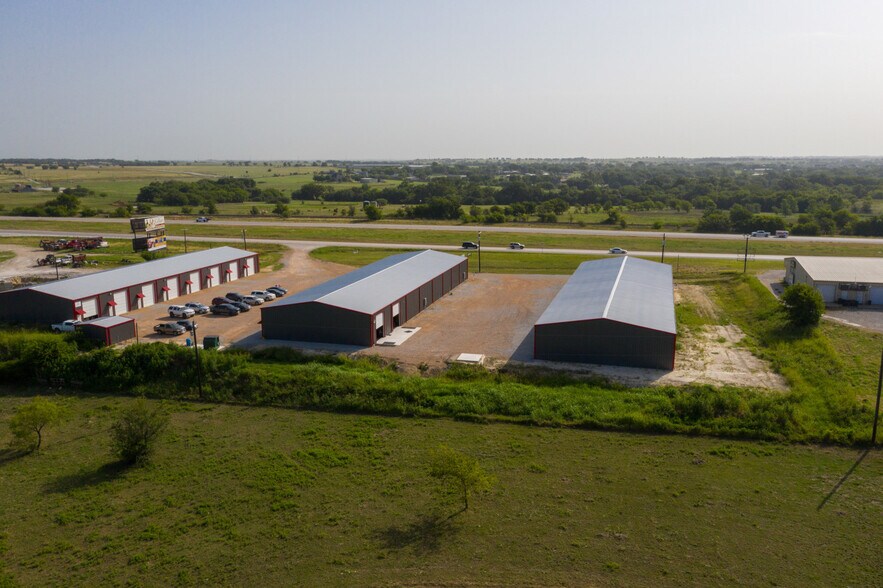 More Photos Of 3882 S Highway 287, Decatur Light Manufacturing For Lease