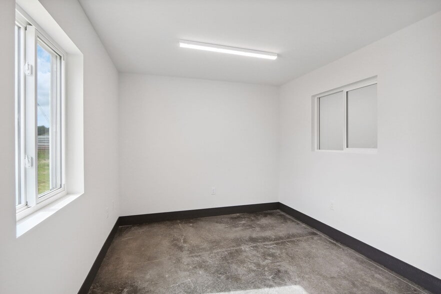 More Photos Of 407 Wengel dr, Reedsburg Light Manufacturing For Sale