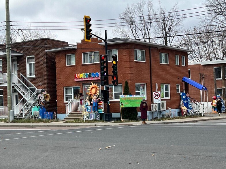 More Photos Of 855 Boul De La Côte-Vertu, Saint-Laurent Daycare Center For Sale