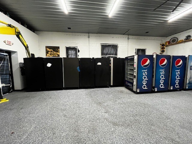 More Photos Of 220 Forest View Rd, Saint Marys Flex For Sale