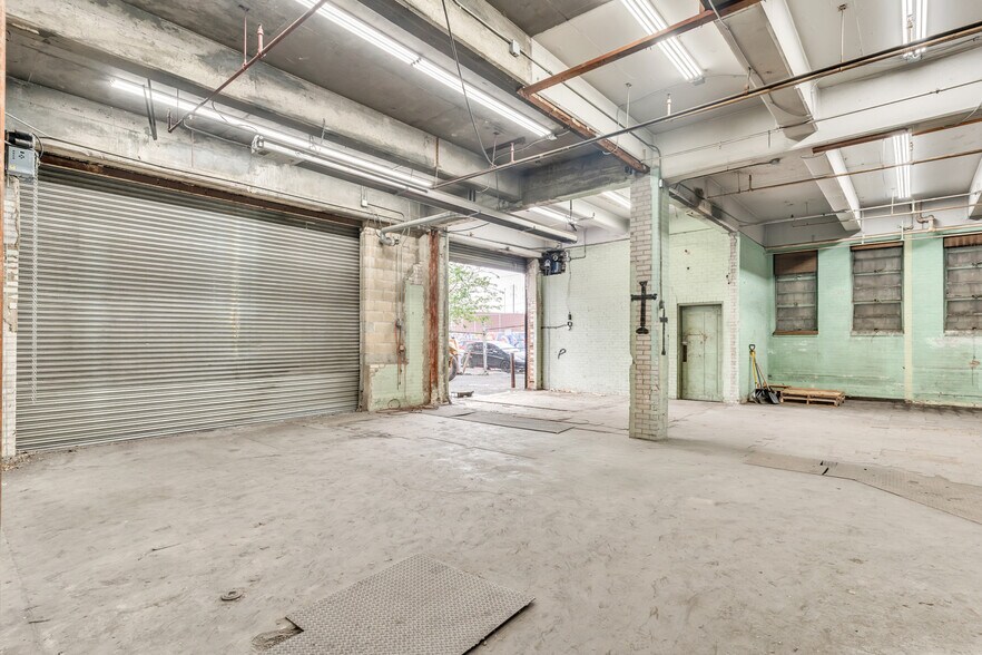 More Photos Of 150 Avenue L, Newark Warehouse For Sale