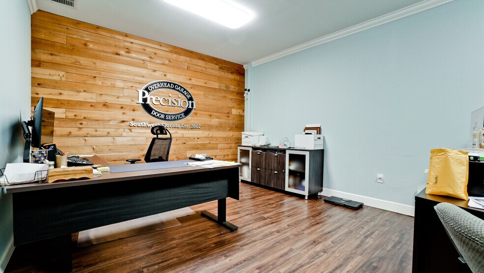 More Photos Of 2117-2125 47th st, Sarasota Warehouse For Sale