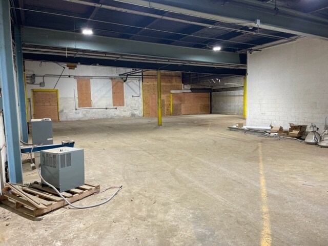 More Photos Of 600 S Brandywine Ave, Downingtown Manufacturing For Lease