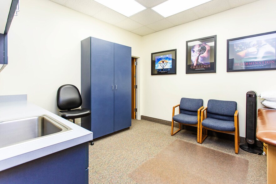 More Photos Of 1263 Bennett Ave, Burley Medical For Lease