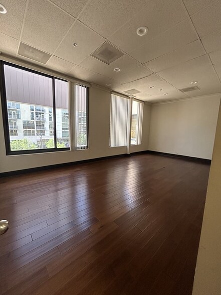 More Photos Of 520 S 4th St, Las Vegas Medical For Lease
