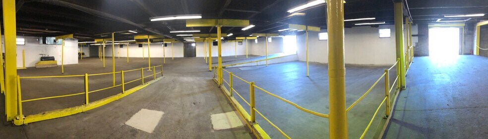 More Photos Of 1 Reisner Way, Clinton Manufacturing For Lease