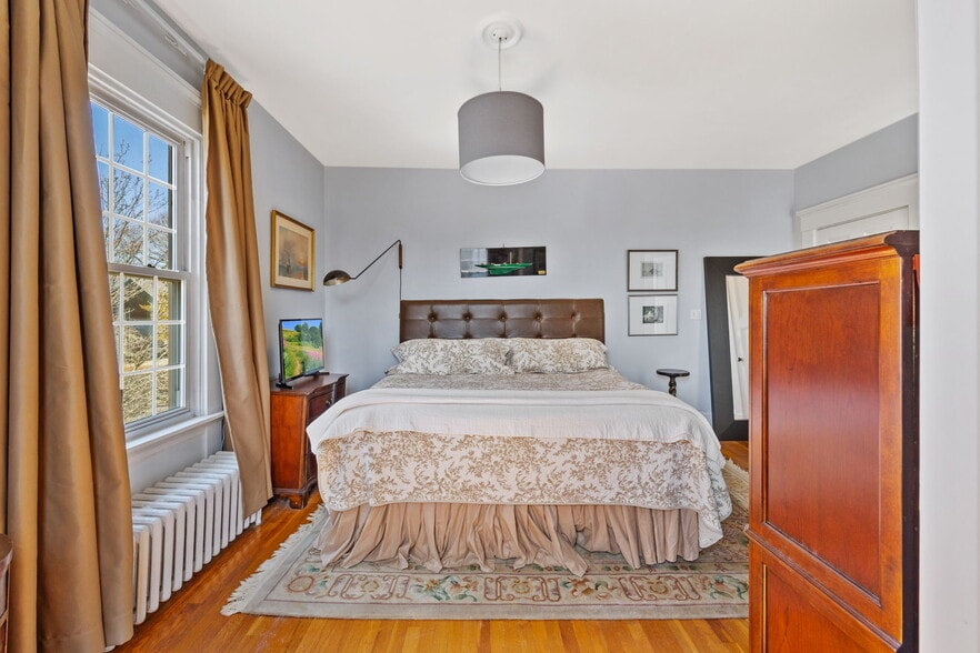 More Photos Of 76 Cottage St, New Bedford Multifamily For Sale