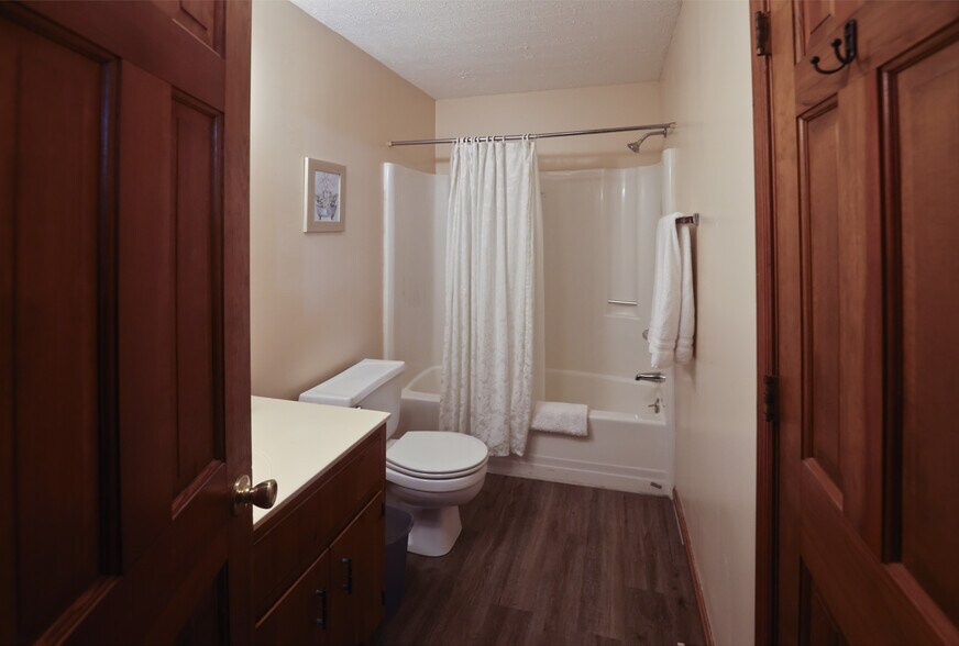 More Photos Of 43 Europe Ln, Clayton Apartments For Sale