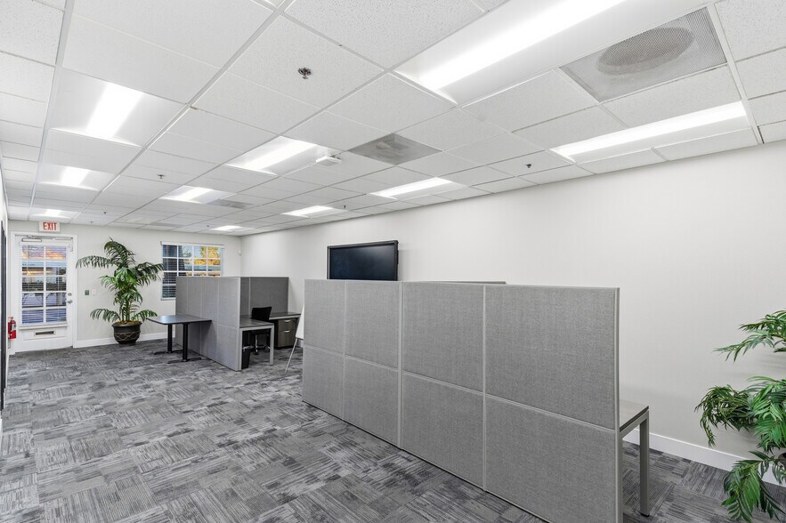 More Photos Of 3037 E Warm Springs Rd, Las Vegas Medical For Sale