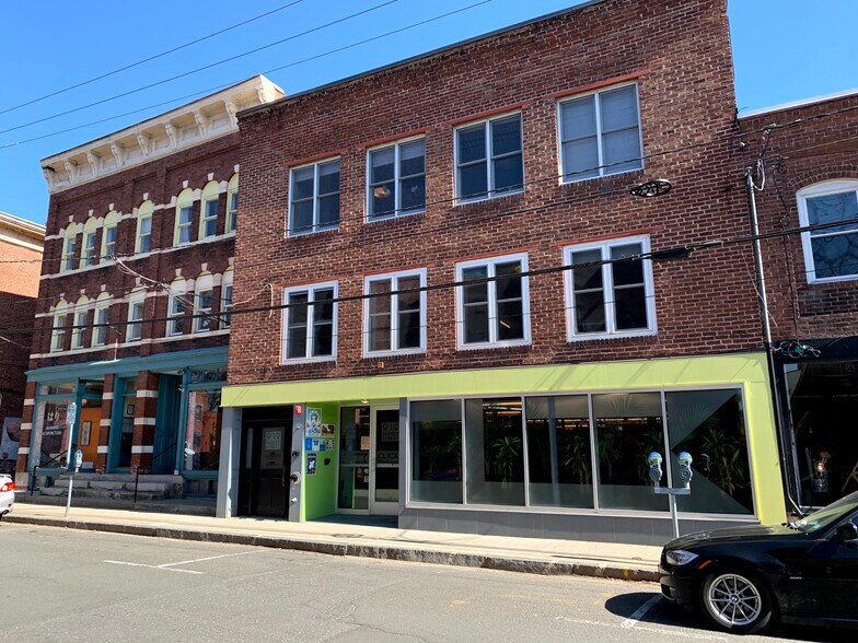 Primary Photo Of 9 1/2 Market St, Northampton Storefront Retail Office For Lease