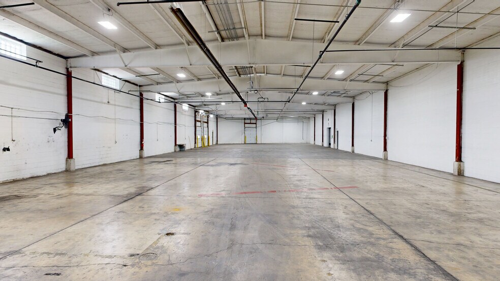 More Photos Of 1325 S Perkins St, Appleton Industrial For Sale